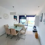 Bright Sea Senses With Sea Views Apartment *