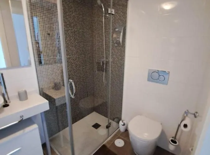 Bright Sea Senses With Sea Views Lägenhet