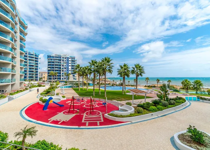 Bright Sea Senses With Sea Views Lägenhet