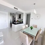 Bright Sea Senses With Sea Views Апартаменты