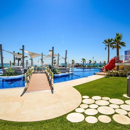 Bright Sea Senses With Sea Views Апартаменты *